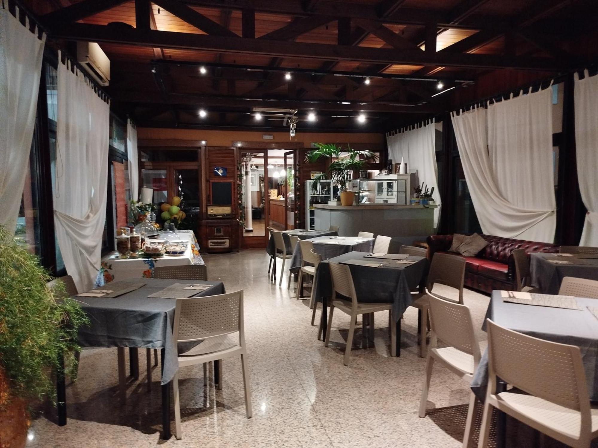 Hotel Milano San Giovanni Lupatoto Esterno foto